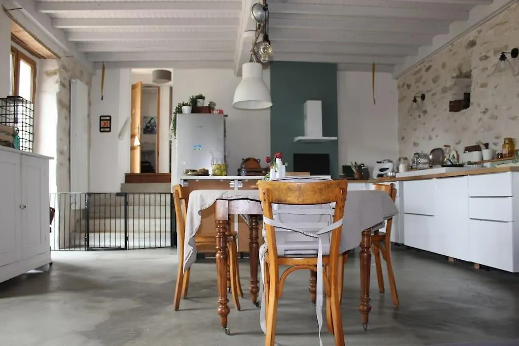 Grande Maison Familiale Ganac 0*,  France